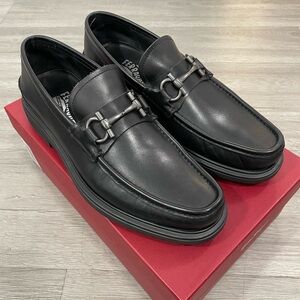 Ferragamo ‘Glasgow’ Loafers size 9.5 D